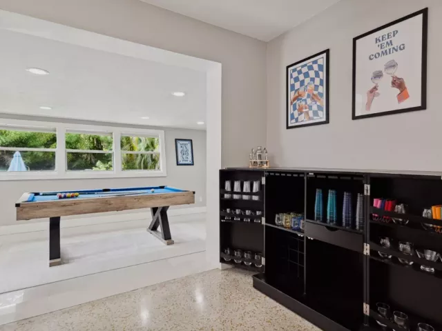 Продажа дома по адресу 2507 NW 8th Avenue - фото 9355754