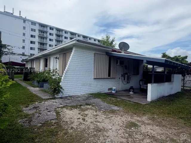 Продажа дома по адресу 1258 NE 109th St - фото 8875999