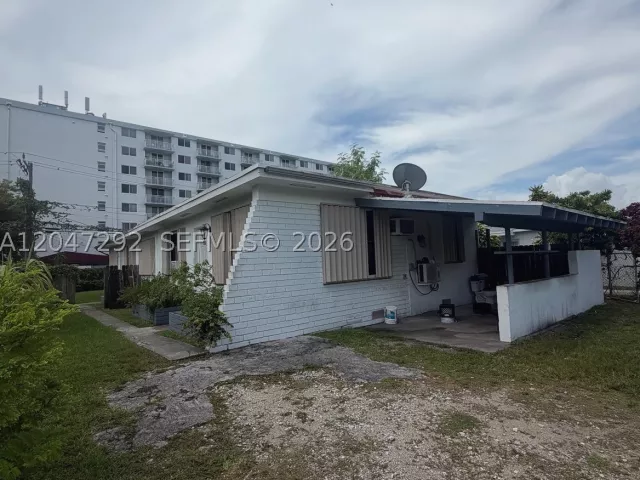 Продажа дома по адресу 1258 NE 109th St - фото 8875992