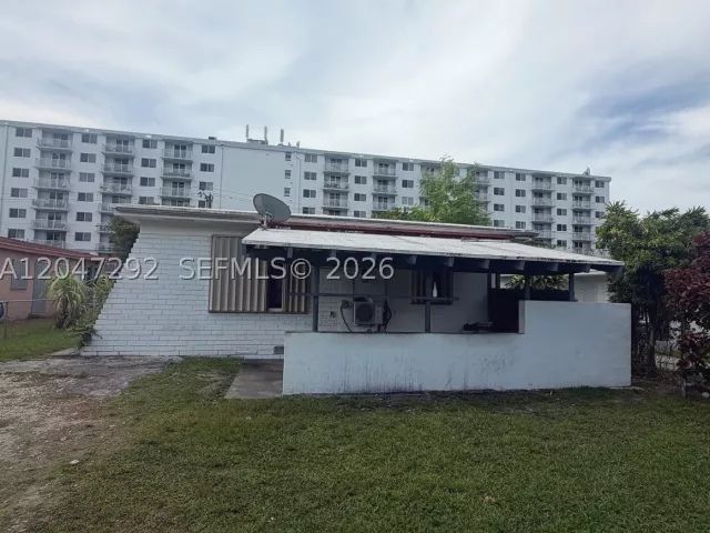 Продажа дома по адресу 1258 NE 109th St - фото 8875995