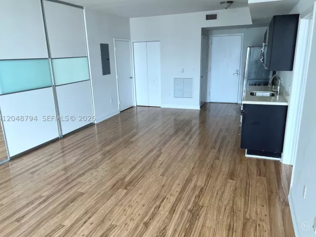 Квартира в аренду номер3710 - фото 9084554
