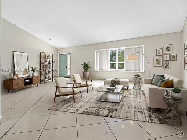 Продажа дома по адресу 16203 NW 8th Dr - фото 8876443