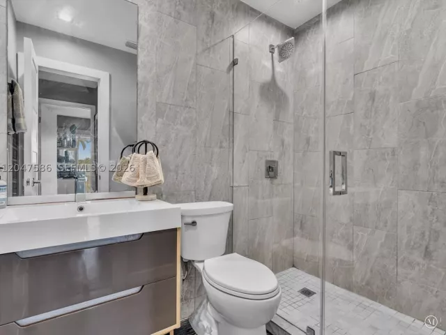 Продажа дома по адресу 4224 SW 148th Pl - фото 9344428