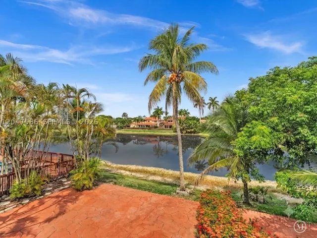 Продажа дома по адресу 4224 SW 148th Pl - фото 9344432