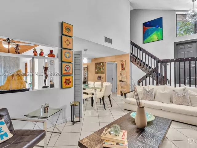 Продажа дома по адресу 4224 SW 148th Pl - фото 8876501