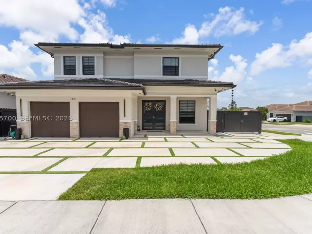 Продажа дома по адресу 1810 SW 144th Ave - фото 8876002