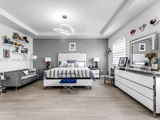 Продажа дома по адресу 1810 SW 144th Ave - фото 8876020