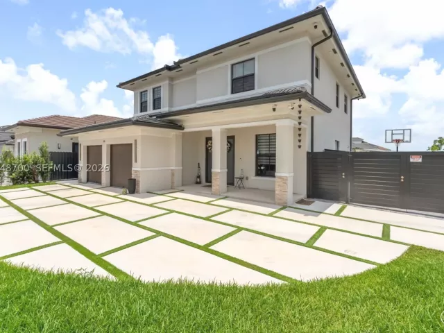 Продажа дома по адресу 1810 SW 144th Ave - фото 8876003