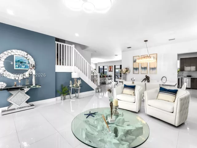 Продажа дома по адресу 1810 SW 144th Ave - фото 8876006