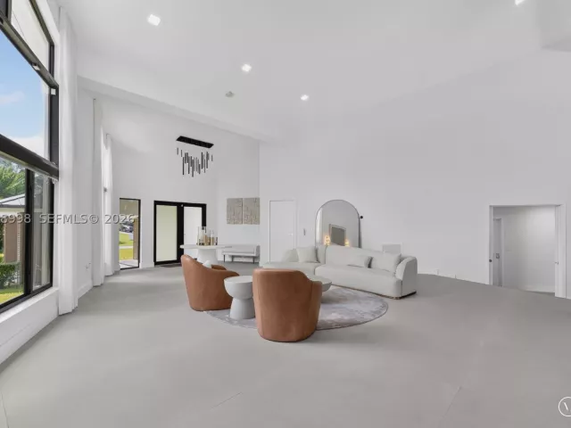 Продажа дома по адресу 10506 SW 89 Place - фото 8896873