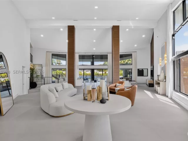 Продажа дома по адресу 10506 SW 89 Place - фото 8896874