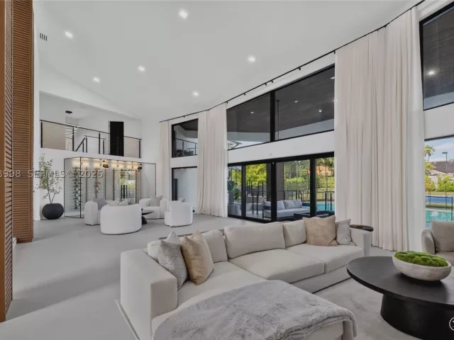 Продажа дома по адресу 10506 SW 89 Place - фото 8896877