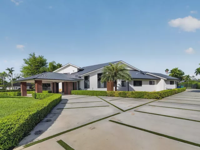 Продажа дома по адресу 10506 SW 89 Place - фото 8896866