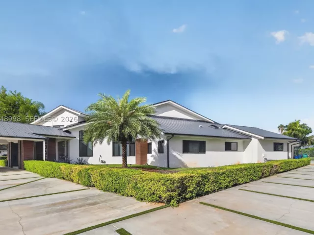 Продажа дома по адресу 10506 SW 89 Place - фото 8896870