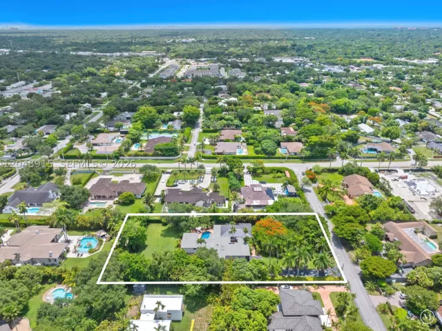 Продажа дома по адресу 8735 SW 122nd St - фото 9200227