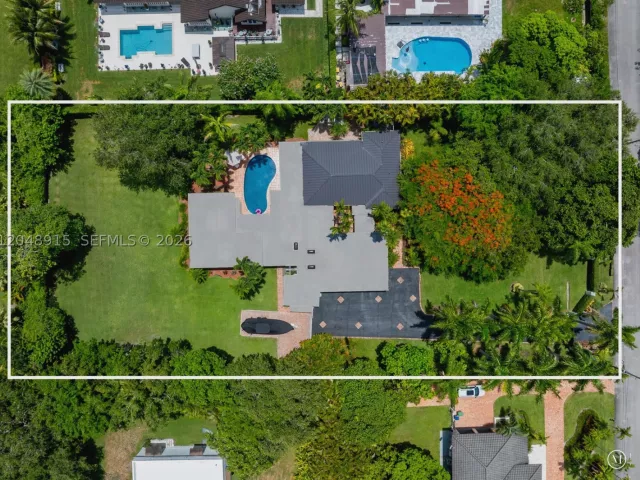 Продажа дома по адресу 8735 SW 122nd St - фото 9200211