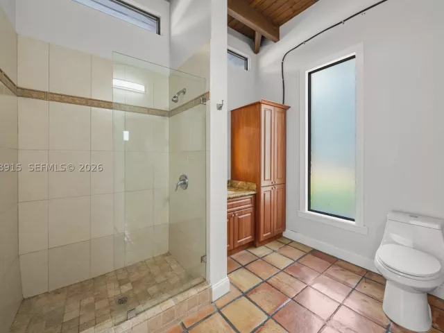 Продажа дома по адресу 8735 SW 122nd St - фото 9200379