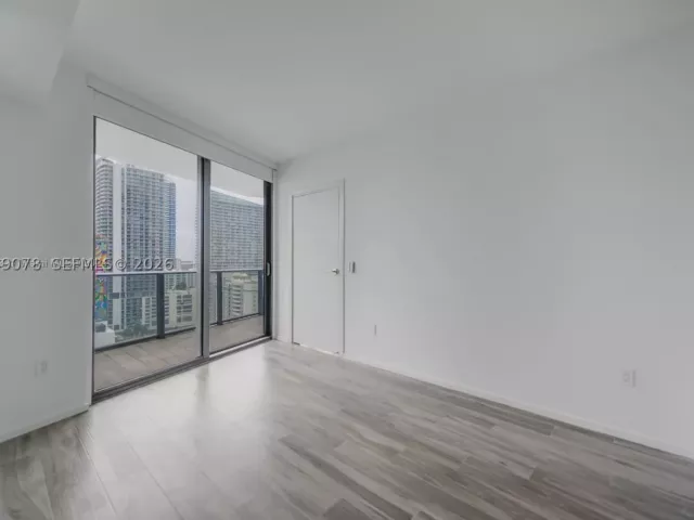 Квартира в аренду номер1702 - фото 8877563