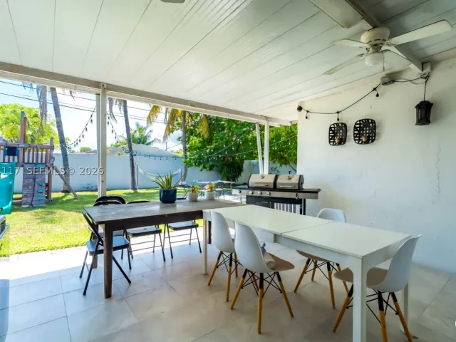 Продажа дома по адресу 114 SW SW 57th Ct - фото 8978290