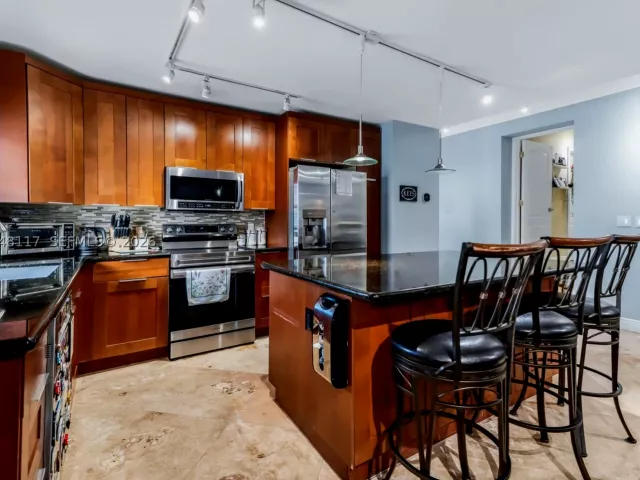 Продажа дома по адресу 114 SW SW 57th Ct - фото 8978280