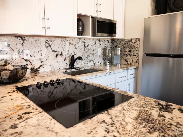 Продажа дома по адресу 702 SW 1st Street - фото 8928000