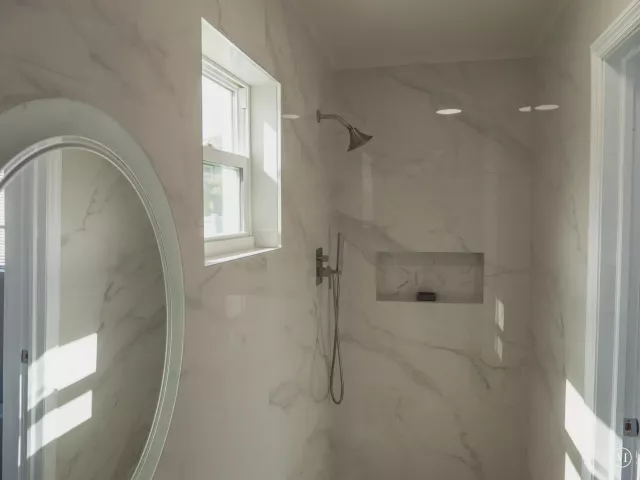 Продажа дома по адресу 702 SW 1st Street - фото 8928005