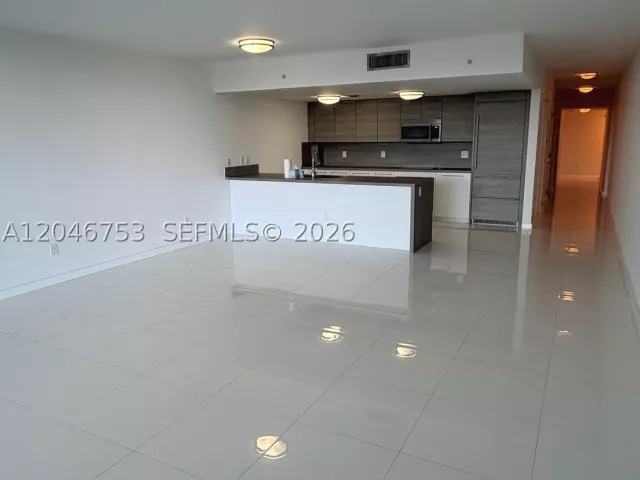 Продажа квартиры # - фото 8878109