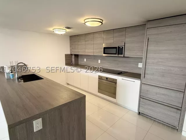 Продажа квартиры # - фото 8878110