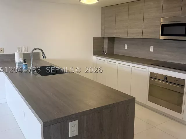 Продажа квартиры # - фото 8878111
