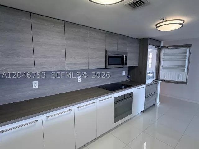 Продажа квартиры # - фото 8878113
