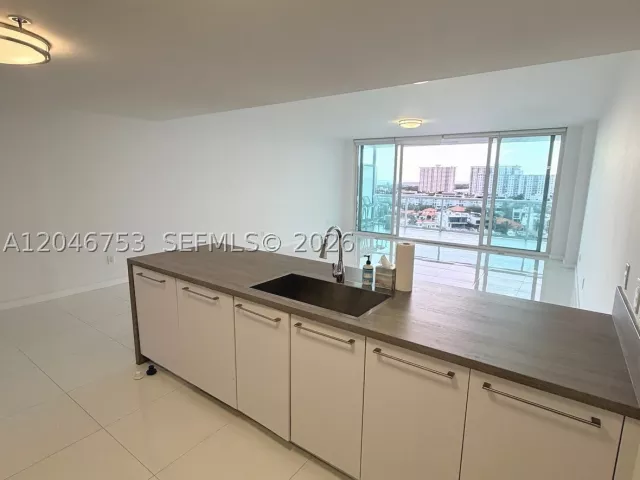 Продажа квартиры # - фото 8878099