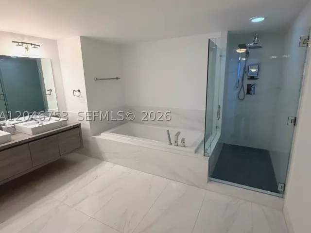 Продажа квартиры # - фото 9151794