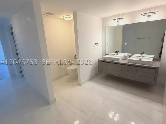 Продажа квартиры # - фото 9151796
