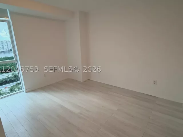 Продажа квартиры # - фото 9151812
