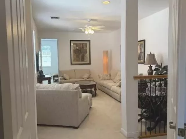 Продажа дома по адресу 8288 NW 9th Avenue - фото 9359372