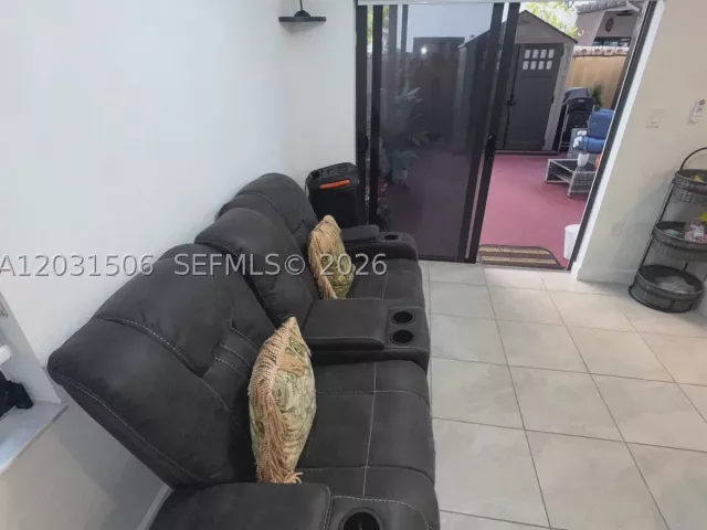 Продажа дома по адресу 23242 SW 127th Ct - фото 8878088