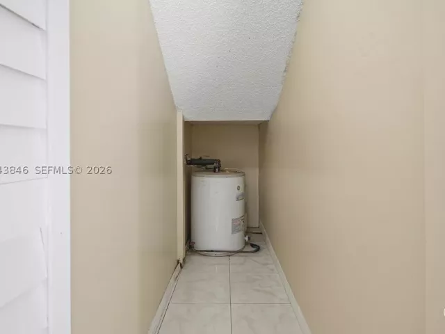 Продажа дома по адресу 10528 SW 69th Ter - фото 8916677