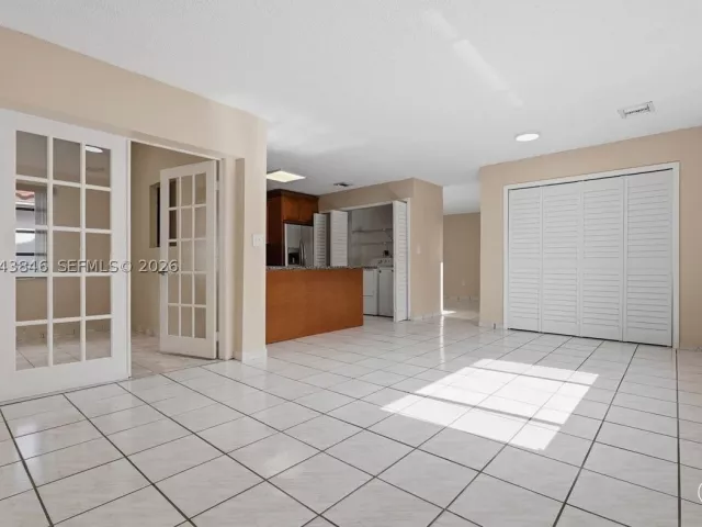 Продажа дома по адресу 10528 SW 69th Ter - фото 8916684