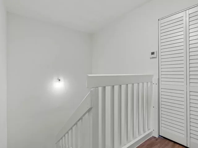 Продажа дома по адресу 12384 SW 52nd Court - фото 8885523