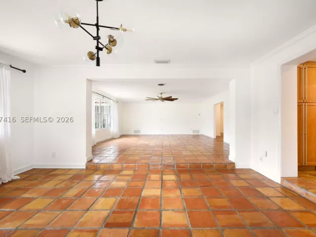 Продажа дома по адресу 8345 SW 90th St - фото 8917817