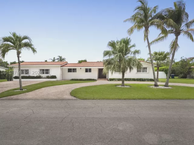 Продажа дома по адресу 8345 SW 90th St - фото 8917809