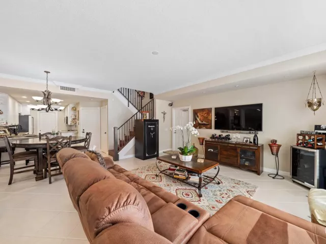 Продажа дома по адресу 2117 Tigris Drive - фото 8878067