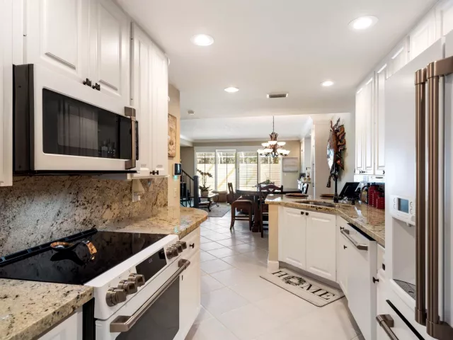 Продажа дома по адресу 2117 Tigris Drive - фото 8878075