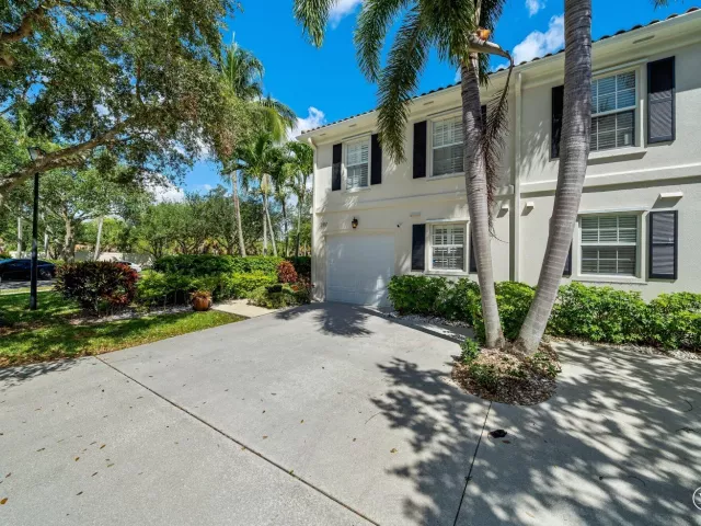 Продажа дома по адресу 2117 Tigris Drive - фото 8878059