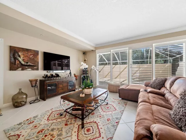 Продажа дома по адресу 2117 Tigris Drive - фото 8878065