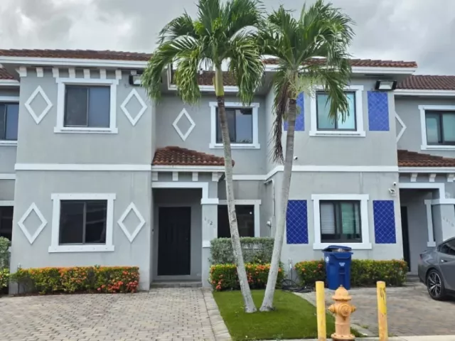 Продажа дома по адресу 4420 SW 163rd Ct - фото 8913892