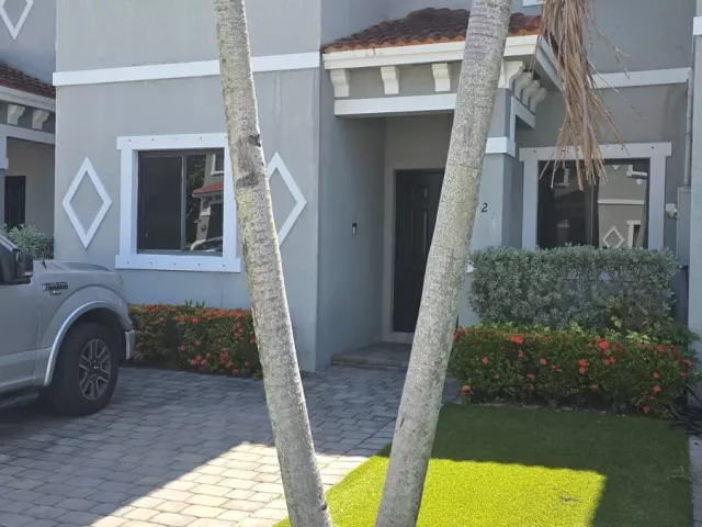 Продажа дома по адресу 4420 SW 163rd Ct - фото 8913894