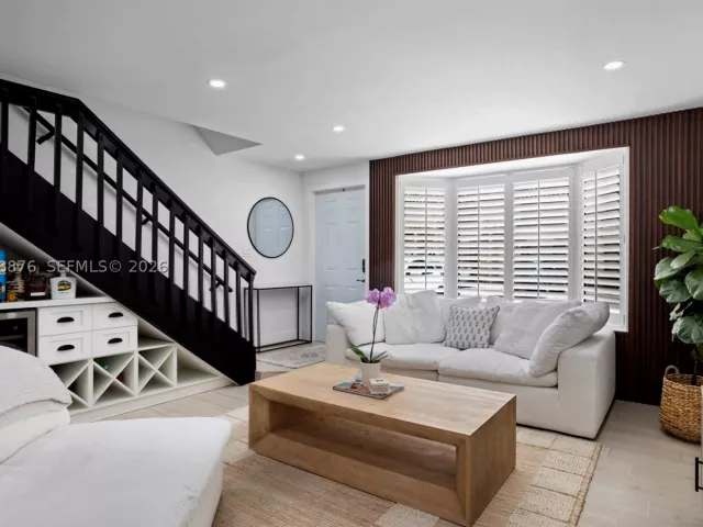 Продажа дома по адресу 10211 SW 77th Ct - фото 9301725