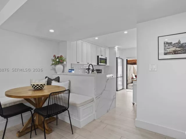 Продажа дома по адресу 10211 SW 77th Ct - фото 9301726