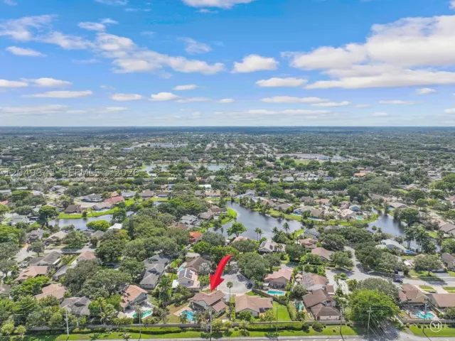 Продажа дома по адресу 8650 SW 57th Ct - фото 8878374